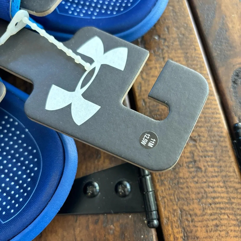 Under Armour Slides - Picture 7 of 7